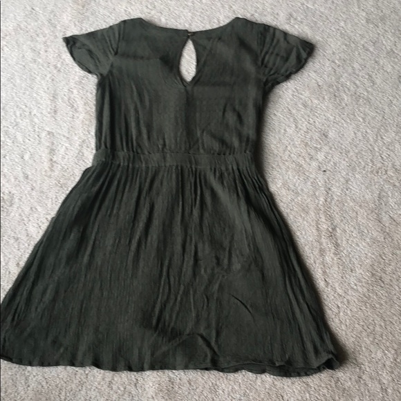 Dress - Picture 5 of 5